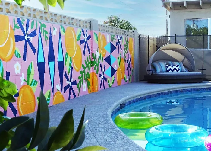 Painted Sky Ranch - Guest House Large Pool & Putt