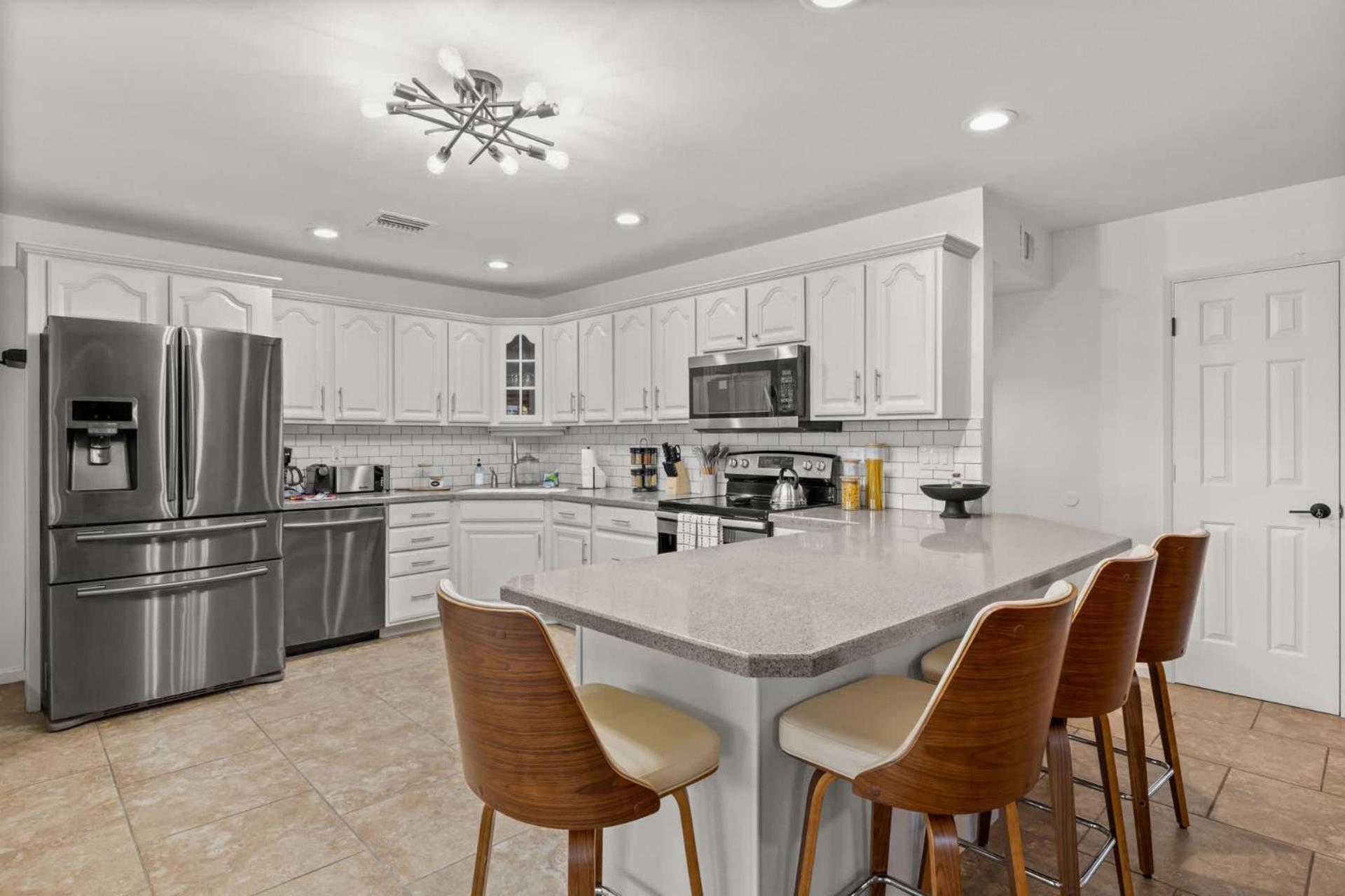 Painted Sky Ranch - Large Pool & Putt Holiday home *